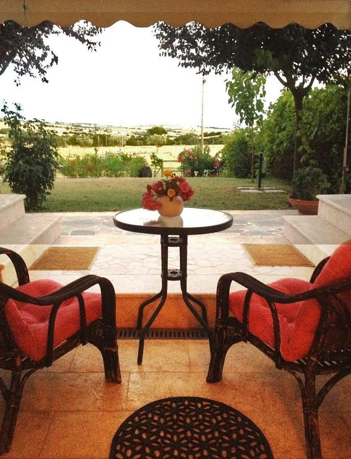 Lovely Apartm.Near Airport Kardiá Екстериор снимка